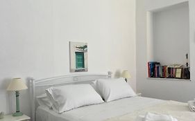 Estia Κατάλυμα Στο Μύρτος